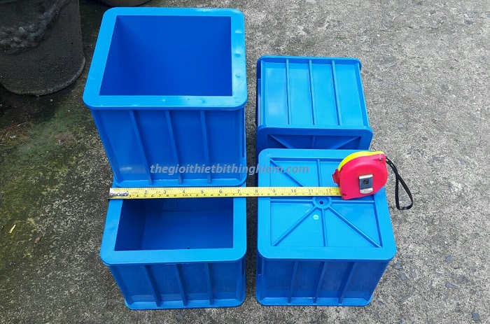 khuôn đúc mẫu bê tông bằng nhựa giá rẻ tại tp hcm