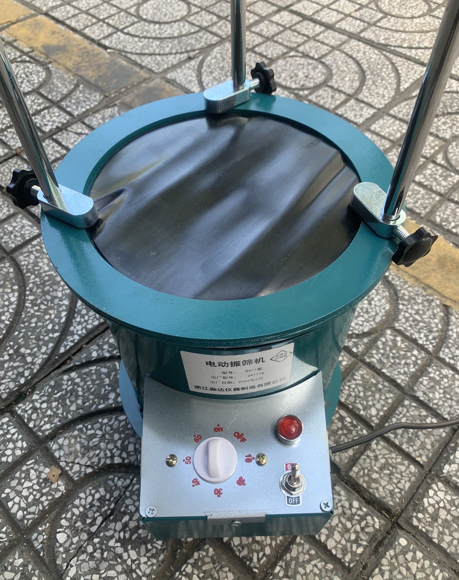 máy lắc sàng d300